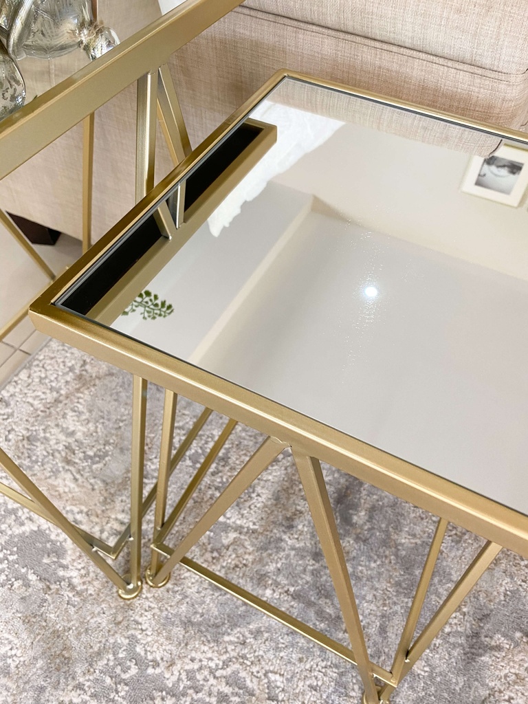Mesa Auxiliar Espejo y Metal