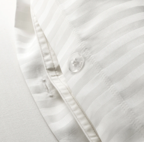 Forro de duvet blanco lineas