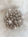 Esfera de perlas y platino