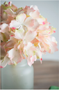 Rama de hortensias pequeña (varios colores)