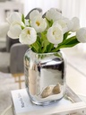 Bunch de tulipanes abiertos blancos
