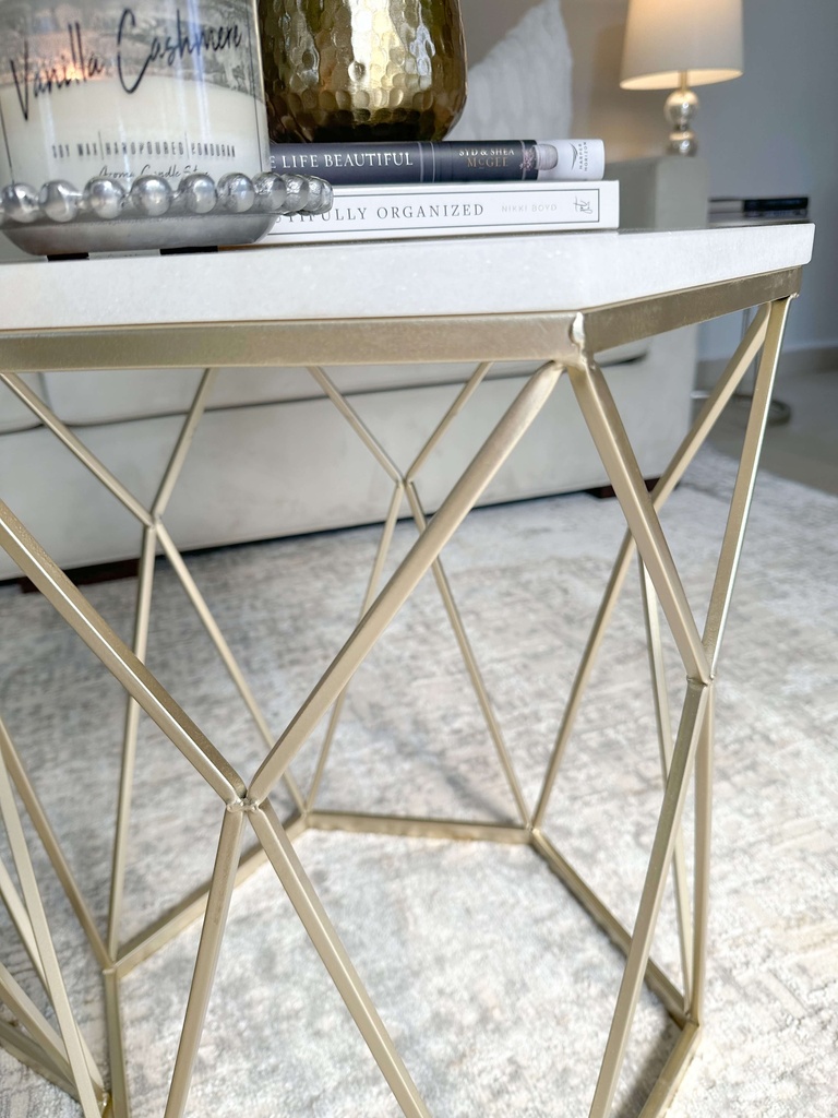 Mesa Marmol hexagonal metal Champagne