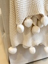 Throw tejido pom pom (varios colores)