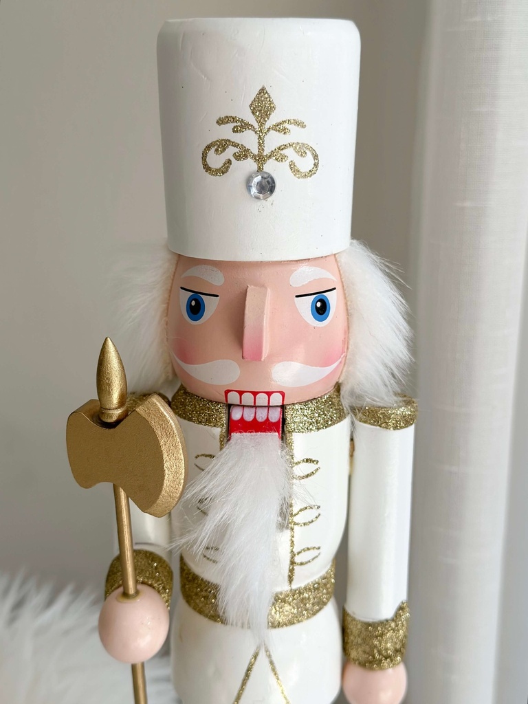 Nutcracker Blanco