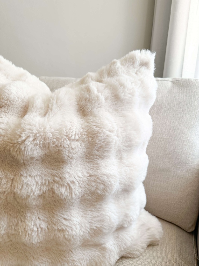 Cojin faux fur