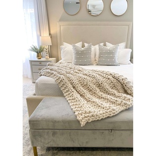 Chunky knit throw